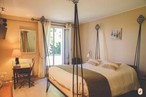 Hotels Domaine de l'Echassier, The Originals Relais : Chambre Familiale