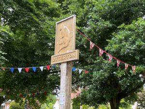 Thatched Cottage, beautiful village near the sea