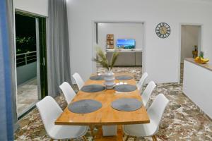 Blue Horizon Kisamos Deluxe Apartment