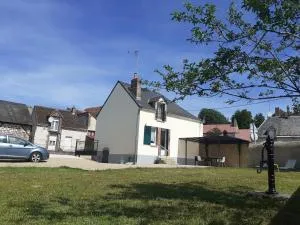 Gîte Les Grandes Vacances à Morée 41 - 克莱克城