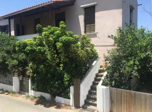 Dusk Apartments with Stunning Mountain View