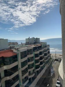 Apartamento em Meia Praia - Quadra Mar 3 Dormitórios 2 Suites