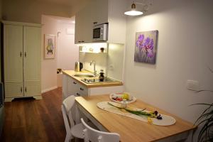 Iris Guesthouse