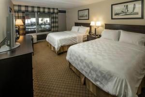 Holiday Inn Detroit Lakes by IHG