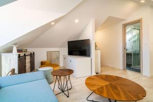 Luxury apartment Petra with terrace and city view