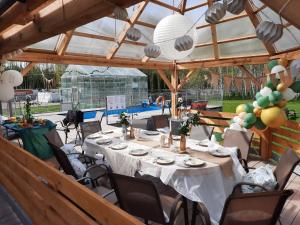 Nowa Wola 58 - 200qm appartment in a small village, with pool, sauna and big garden