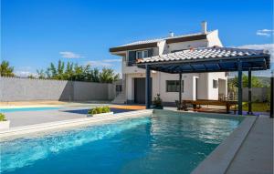 4 Bedroom Amazing Home In Sibenik