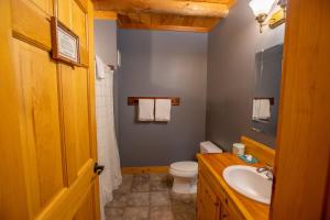 Lodge Loft Suite - Adult Only room in New England Inn & Lodge