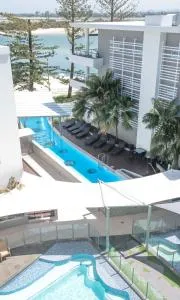 Rumba Beach Resort - Caloundra