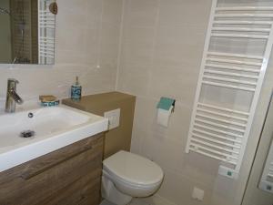 Studio 3* avec Alcôve, Balcon Face Mer, Plage à 150m - Les Sables-dOlonne - FR-1-92-921