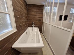 Appart'hotels ROYAL LUCHON : photos des chambres