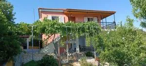 House in Zaloggo - Loúros