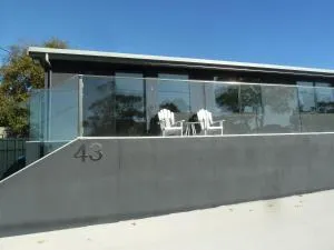 Bellevue on Bentley - Unit 1 - Pipers River