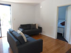 Bellevue on Bentley - Unit 2