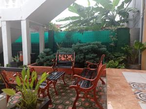 HOTEL NAYORA PRABUMULIH