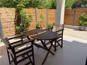 Andromahi Apartments & Suite