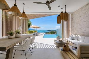 BEACHSIDE VILLA - CLOUD 9 - at BAYSIDE LUXURY VILLAS Samrong Bay Beach, 3 BED 4 BATH, SALT WATER POOL, SEA and SUNSET VIEWS, only 200m walk to the Beach