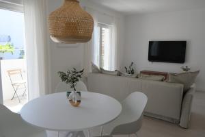 FeelAtHome Hvar Apartments