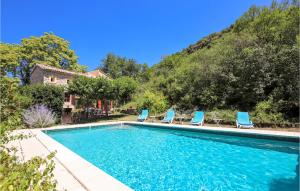 Nice Home In Curnier With Wifi, Private Swimming Pool And 3 Bedrooms