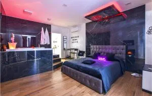 Stunning Home In Catania With Sauna - 马斯卡卢恰