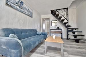 Sea View Apartment 40m From The Beach