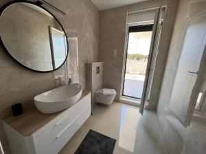 4 GENTLEMEN VILLAS with private jacuzzi