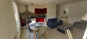 Appartements Var Roquebrune sur Argens tres joli appartement classe 2 Etoiles : photos des chambres