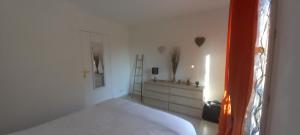 Var Roquebrune sur Argens très joli appartement classe 2 Etoiles