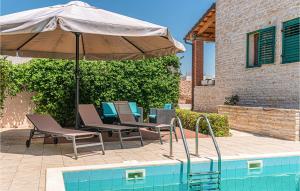 Awesome home in Vodice with Sauna 3 Bedrooms and Outdoor swimming pool