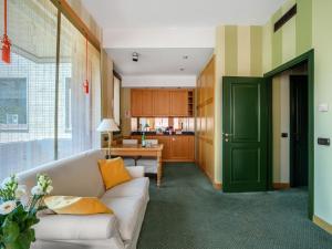 Large Studio with Kitchenette room in Camperio House Suites & Apartments