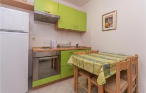 Beautiful Apartment In Pakostane With Wifi And 1 Bedrooms