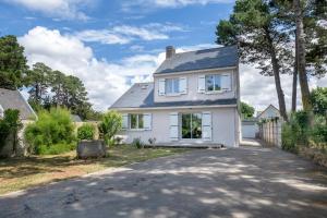 Maisons de vacances A deux cents metres de la mer, belle maison pour neuf personnes : photos des chambres