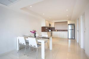 Kata SeaView Apartment 0910