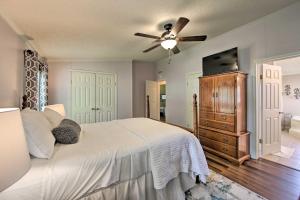 Lakefront Mabank Gem w Sunset Views: Pets Welcome