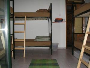 Bed in 6-Bed Mixed Dormitory Room