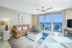 Pelican Beach Resort 2006