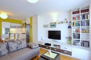 Apartment BLUEBELL Zadar with private parking
