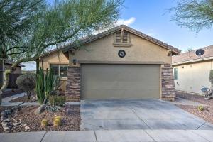 Luxe Anthem Home with Grilling Patio Near Hiking!