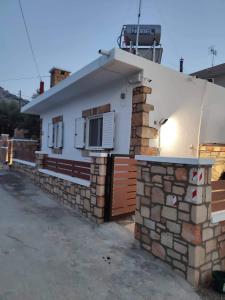 Villa Jimmy, Pilona Village