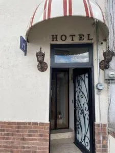 Hotel Central Pirámides - Acopinalco