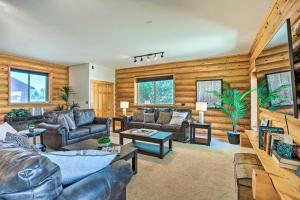 Clifton Retreat w Breathtaking Mt Backdrop!
