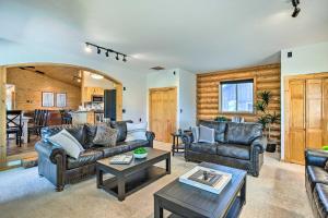 Clifton Retreat w Breathtaking Mt Backdrop!