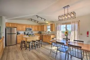 Red Lodge Townhome with Hot Tub and Mountain Views! - 库克市