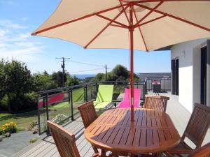 Maisons de vacances Holiday home with sea views, St Nic : photos des chambres