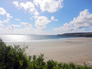 Maisons de vacances Holiday home with sea views, St Nic : photos des chambres