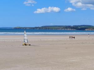 Maisons de vacances Holiday home with sea views, St Nic : photos des chambres