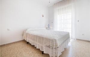 6 Bedroom Gorgeous Home In Chipiona