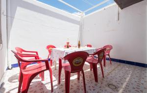 6 Bedroom Gorgeous Home In Chipiona