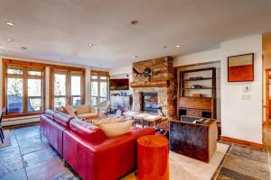 Premier 4 Bedroom Ski In, Ski Out Vacation Rental At The Timbers With The Best Access To Skiing In Keystone