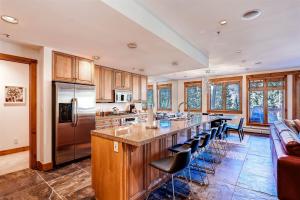 Premier 4 Bedroom Ski In, Ski Out Vacation Rental At The Timbers With The Best Access To Skiing In Keystone